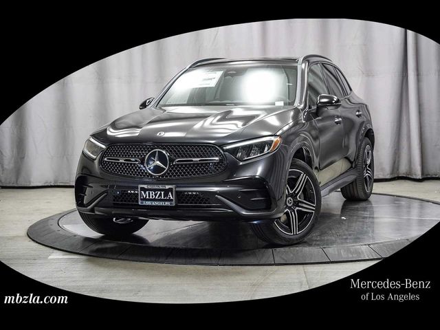 2025 Mercedes-Benz GLC 300