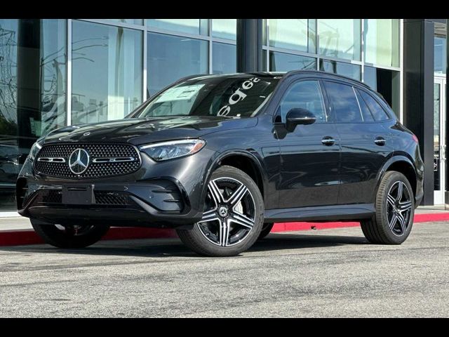 2025 Mercedes-Benz GLC 300