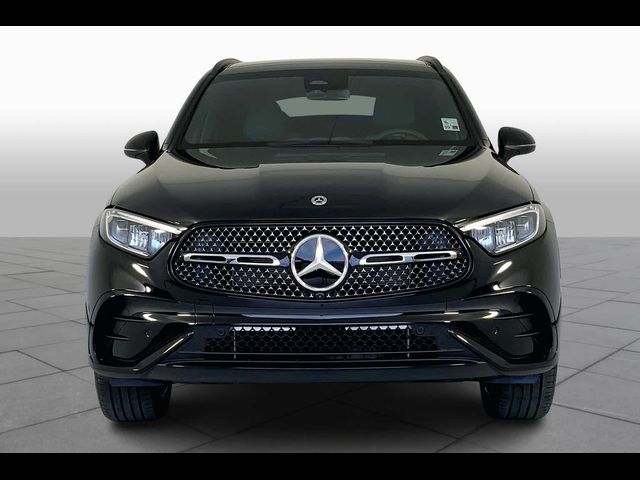 2025 Mercedes-Benz GLC 300