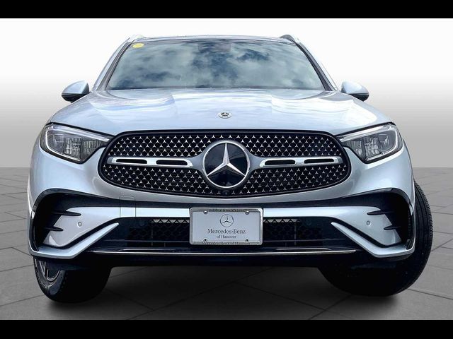 2025 Mercedes-Benz GLC 300