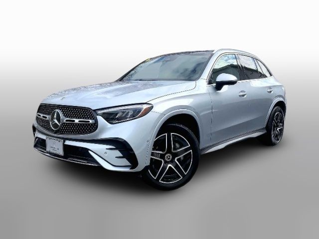 2025 Mercedes-Benz GLC 300