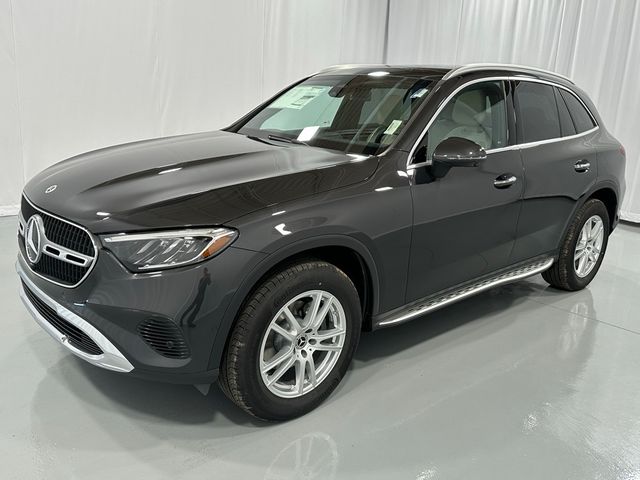 2025 Mercedes-Benz GLC 300