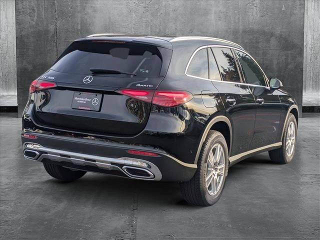 2025 Mercedes-Benz GLC 300