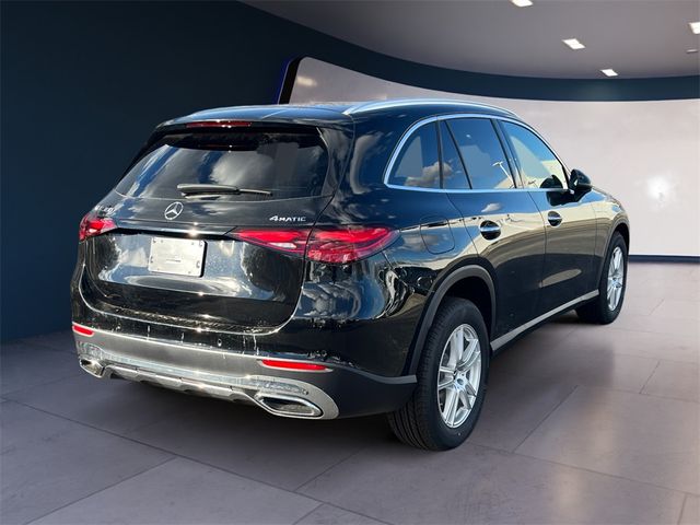 2025 Mercedes-Benz GLC 300