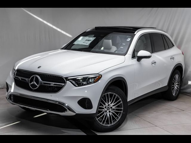 2025 Mercedes-Benz GLC 300