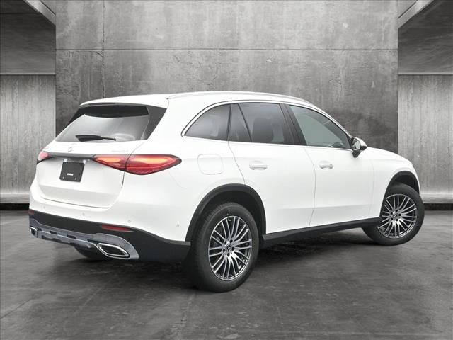 2025 Mercedes-Benz GLC 300