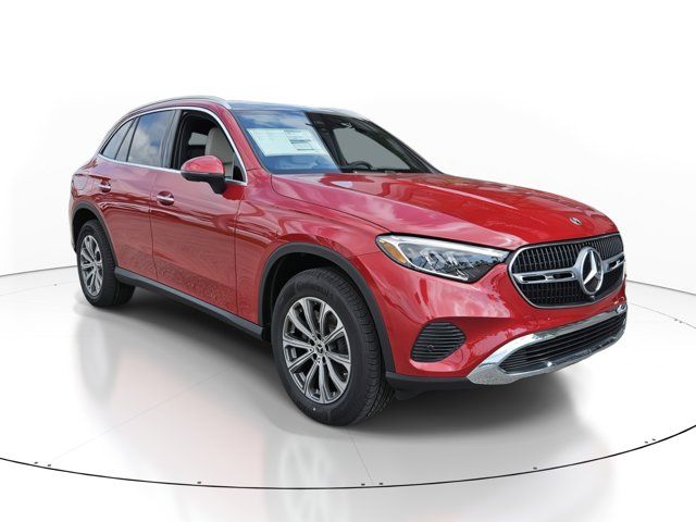 2025 Mercedes-Benz GLC 300