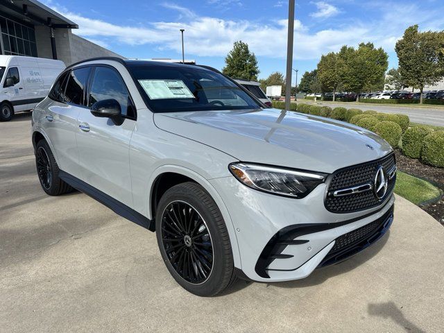 2025 Mercedes-Benz GLC 300