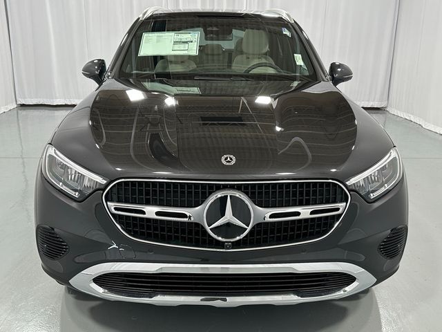 2025 Mercedes-Benz GLC 300