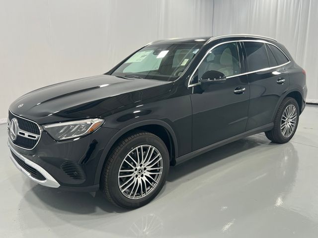 2025 Mercedes-Benz GLC 300