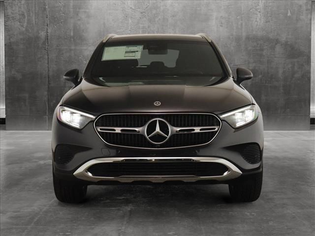 2025 Mercedes-Benz GLC 300