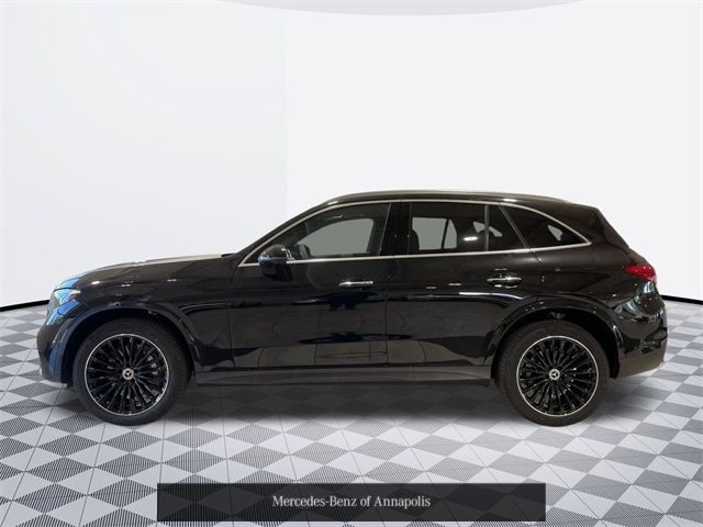 2025 Mercedes-Benz GLC 300