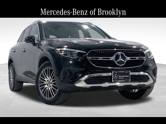 2025 Mercedes-Benz GLC 300