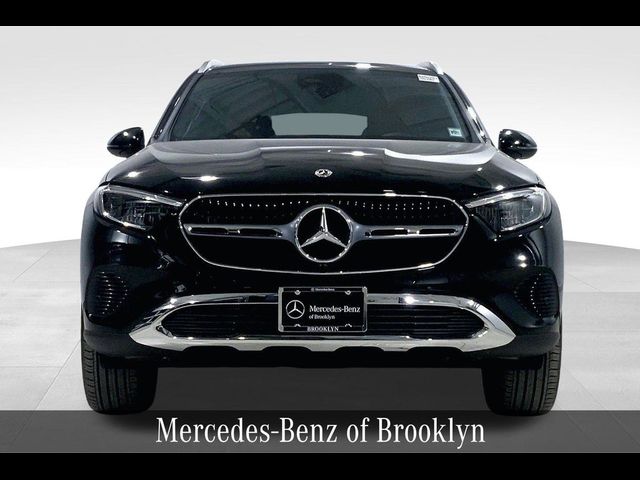 2025 Mercedes-Benz GLC 300