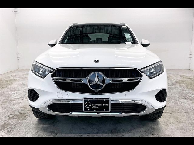 2025 Mercedes-Benz GLC 300