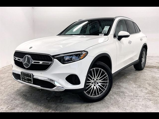 2025 Mercedes-Benz GLC 300