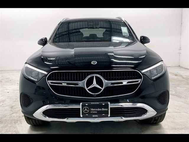 2025 Mercedes-Benz GLC 300