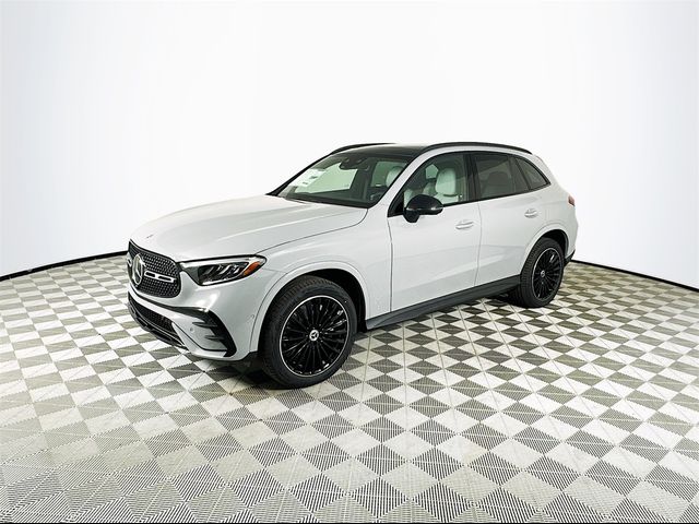 2025 Mercedes-Benz GLC 300