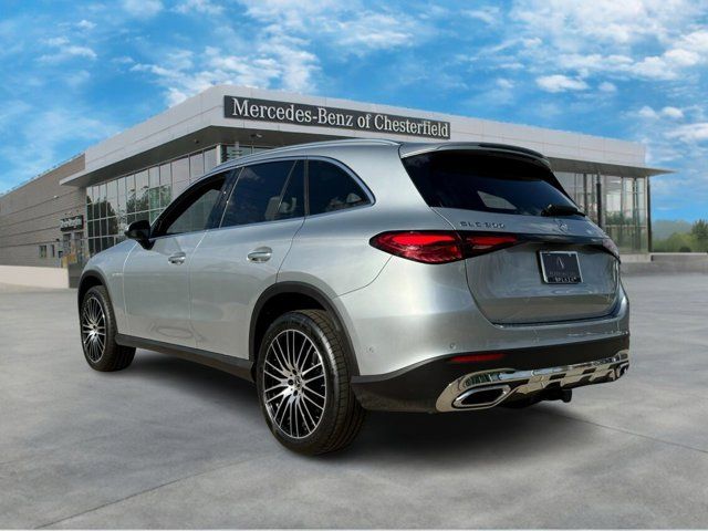 2025 Mercedes-Benz GLC 300