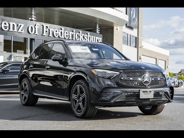 2025 Mercedes-Benz GLC 300