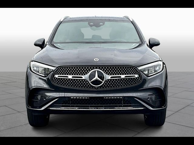 2025 Mercedes-Benz GLC 300