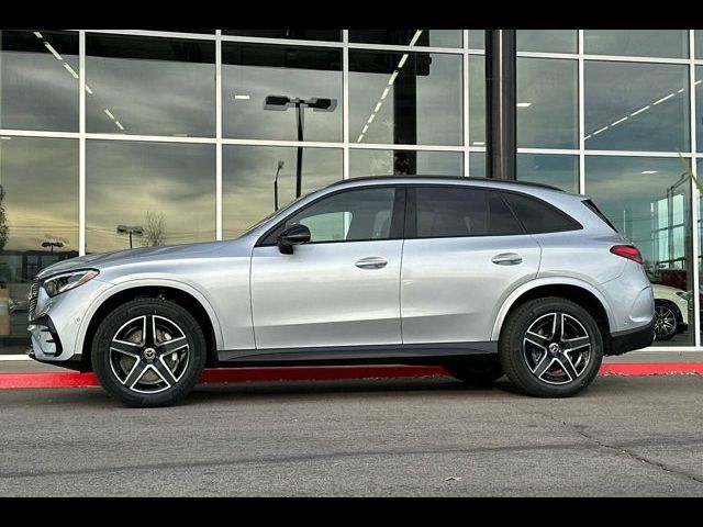 2025 Mercedes-Benz GLC 300