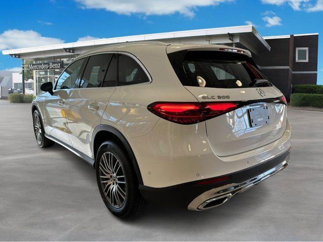 2025 Mercedes-Benz GLC 300