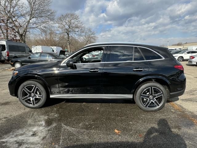 2025 Mercedes-Benz GLC 300