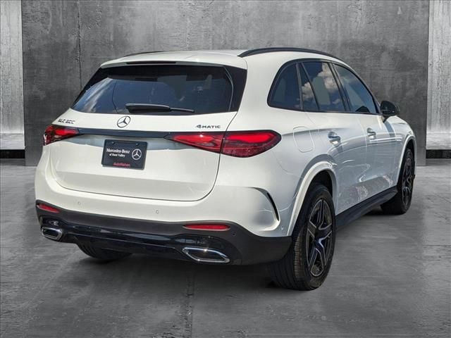 2025 Mercedes-Benz GLC 300