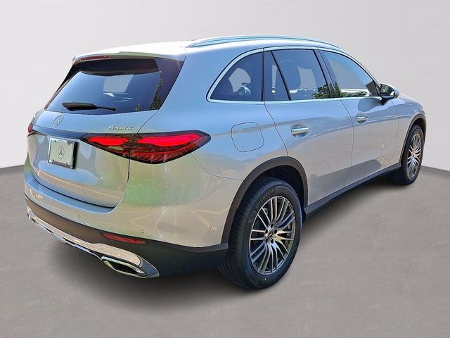 2025 Mercedes-Benz GLC 300
