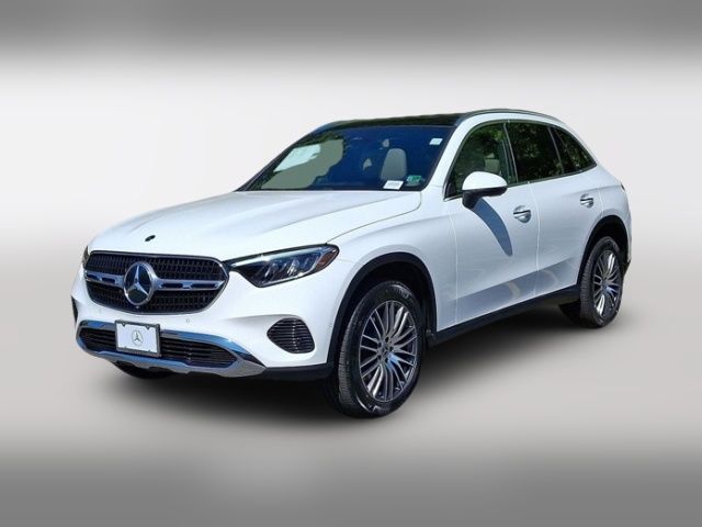 2025 Mercedes-Benz GLC 300