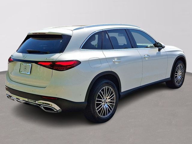 2025 Mercedes-Benz GLC 300
