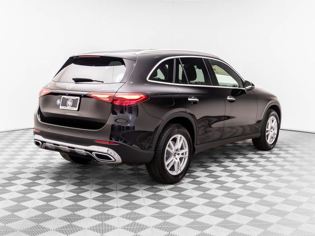 2025 Mercedes-Benz GLC 300