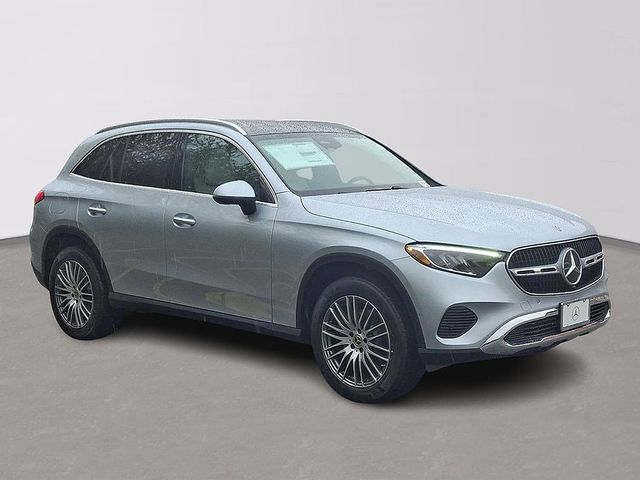 2025 Mercedes-Benz GLC 300