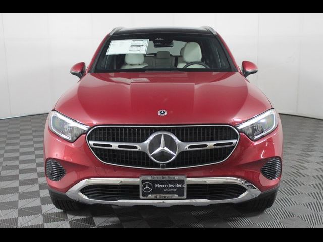 2025 Mercedes-Benz GLC 300