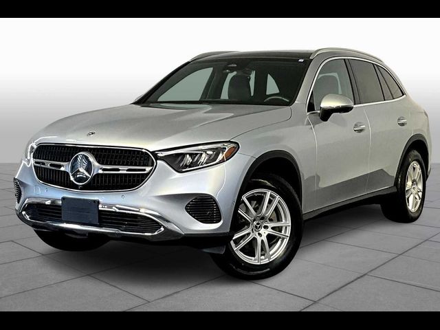 2025 Mercedes-Benz GLC 300