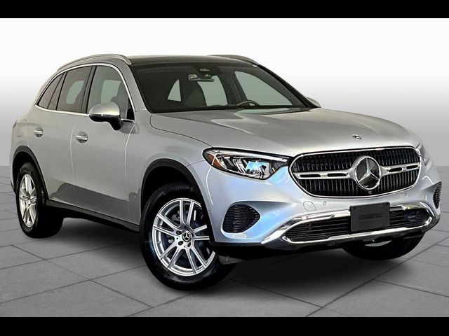 2025 Mercedes-Benz GLC 300