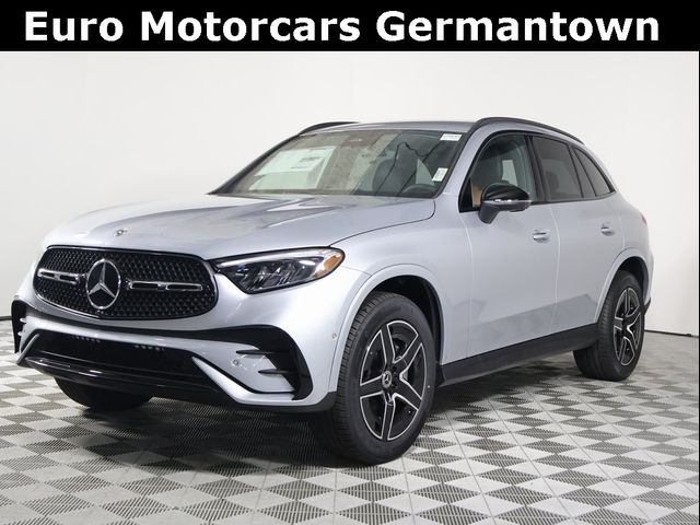 2025 Mercedes-Benz GLC 300