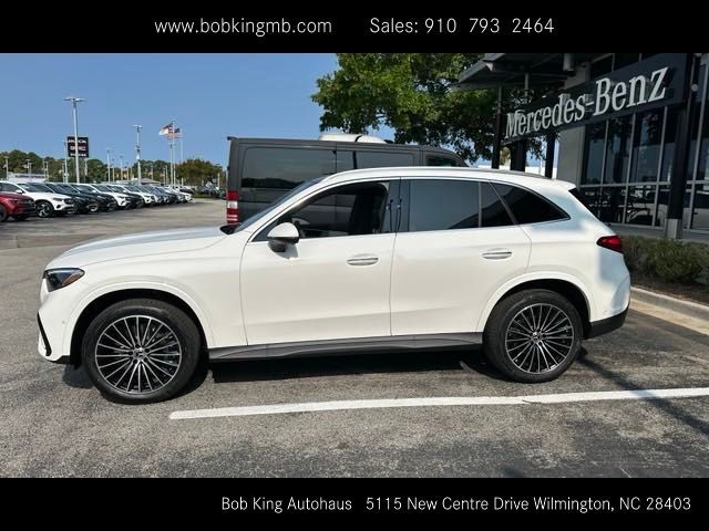 2025 Mercedes-Benz GLC 300