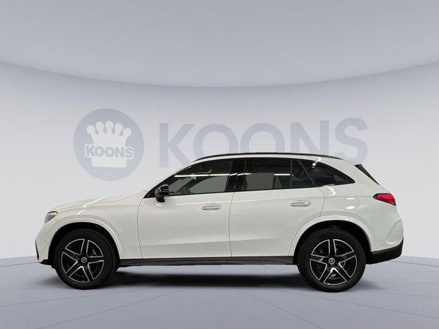 2025 Mercedes-Benz GLC 300