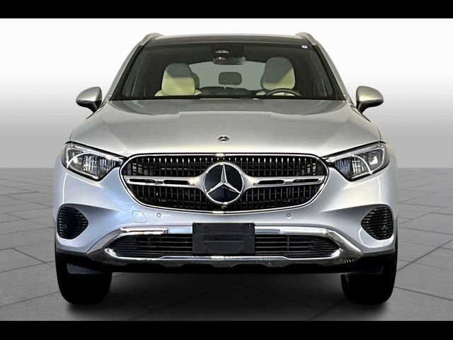 2025 Mercedes-Benz GLC 300