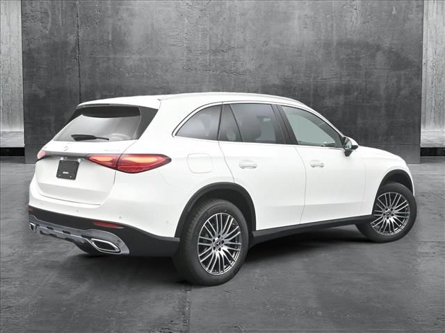 2025 Mercedes-Benz GLC 300