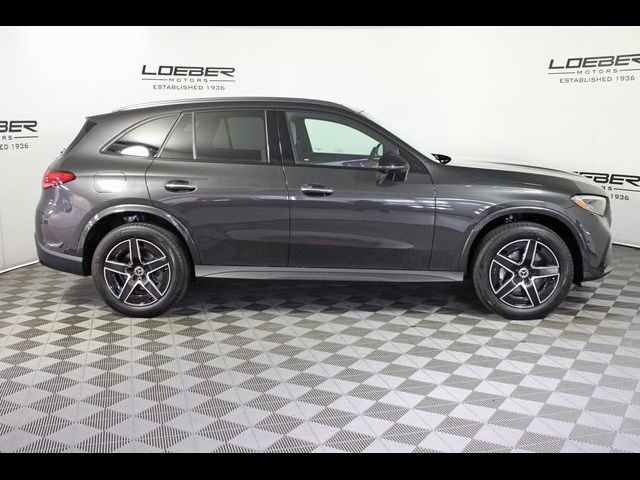 2025 Mercedes-Benz GLC 300