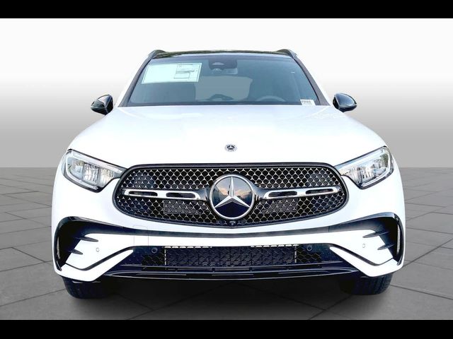 2025 Mercedes-Benz GLC 300