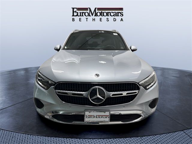 2025 Mercedes-Benz GLC 300