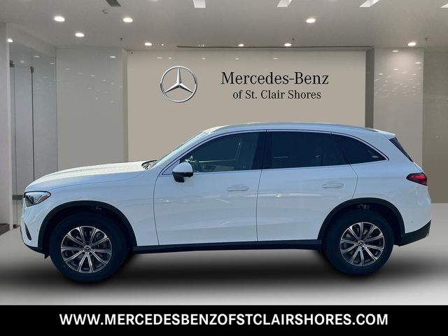 2025 Mercedes-Benz GLC 300