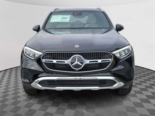 2025 Mercedes-Benz GLC 300