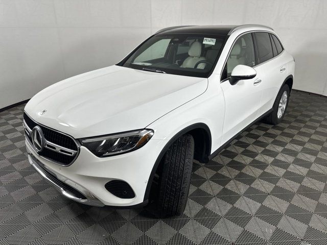 2025 Mercedes-Benz GLC 300