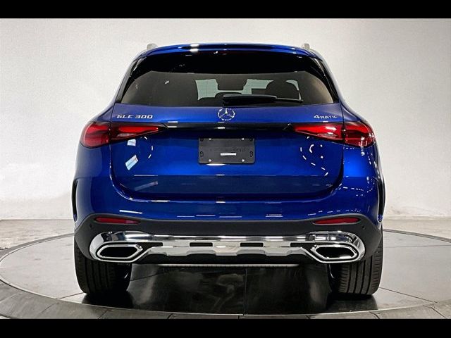 2025 Mercedes-Benz GLC 300