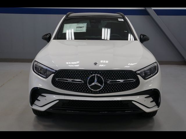 2025 Mercedes-Benz GLC 300